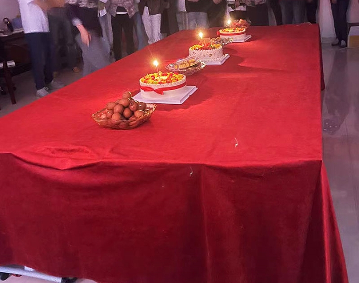 欢聚一堂：918搏天堂锅炉员工生日会与业务骨干孙钢锋8年感激会同庆